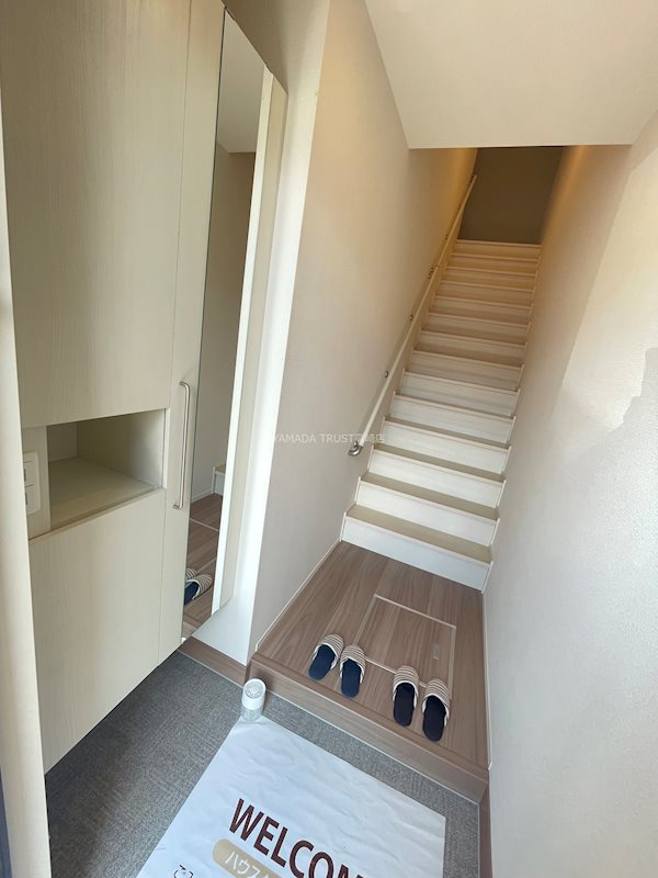 ハーベスト・ムーンⅠ 玄関