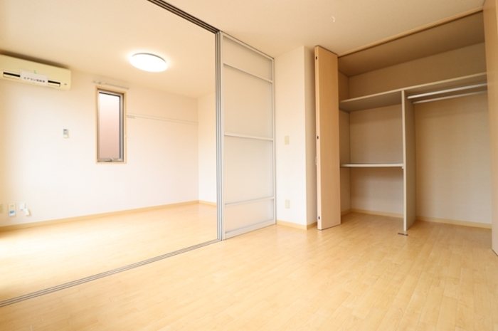 クレシェンテ ベッドルーム