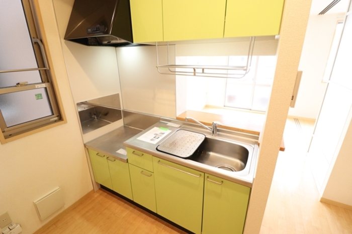 クレシェンテ キッチン