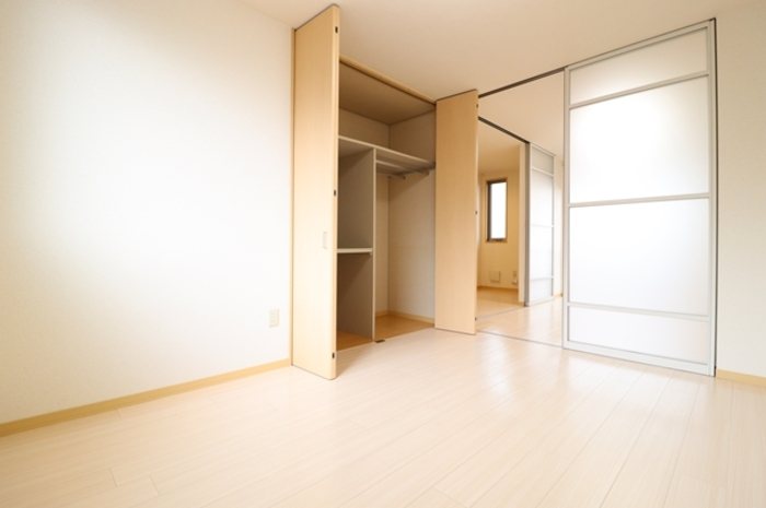 クレシェンテ ベッドルーム