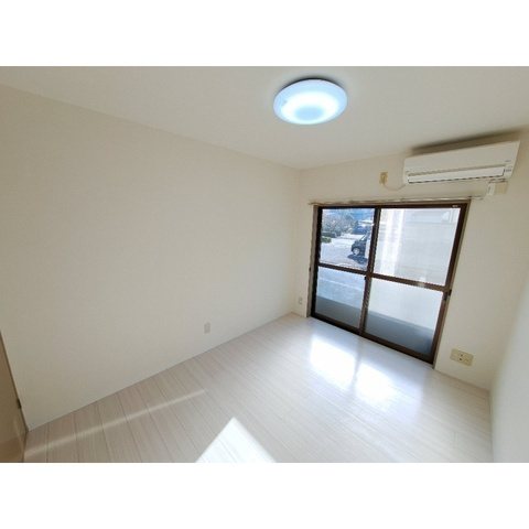 リトルバード リビング