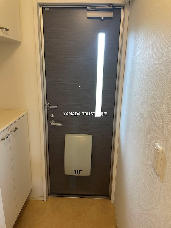 チェルビアット 玄関
