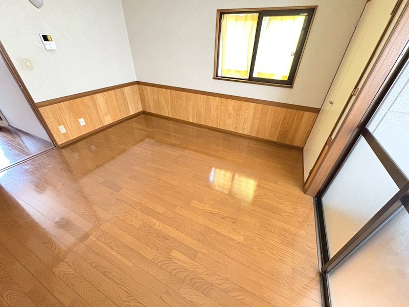 本町山岸ハイツ  ベッドルーム
