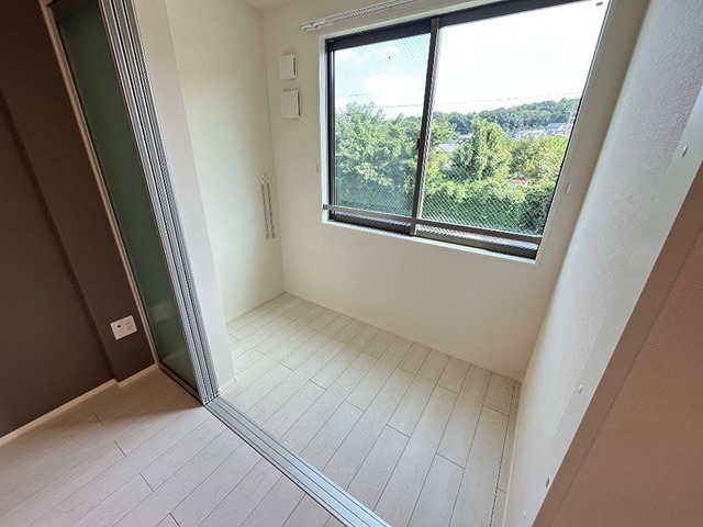 仮）高崎市上小鳥町Ｔ様新築アパートＢ棟 ベランダ