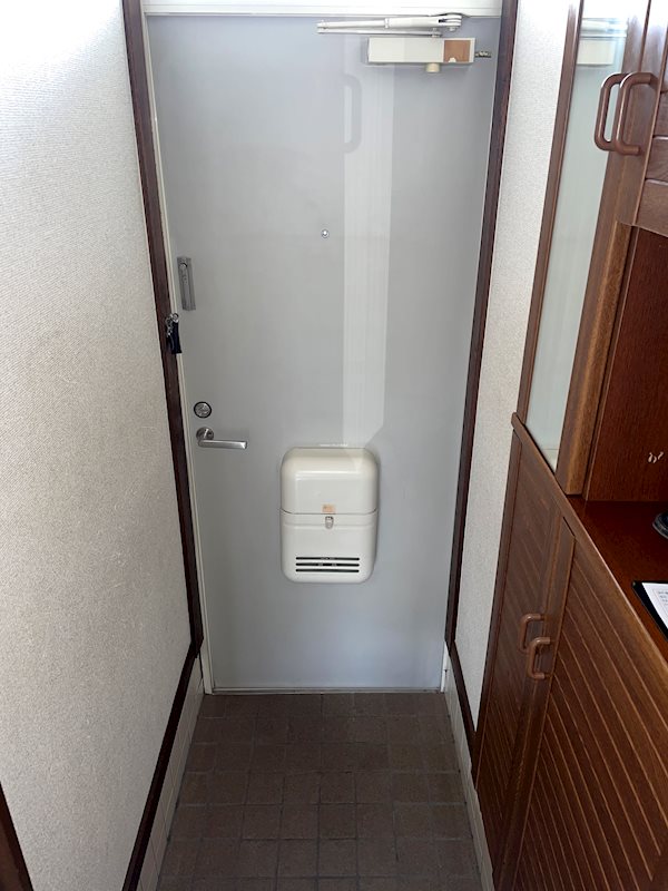 ハイツハツミA 玄関