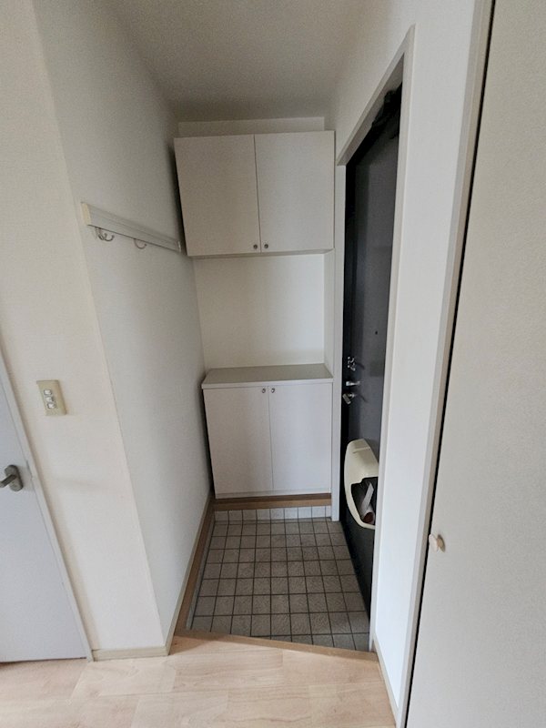 コスモリヴェール 玄関