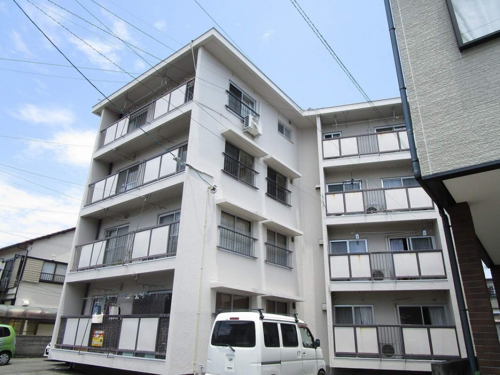 信本ハイム 外観