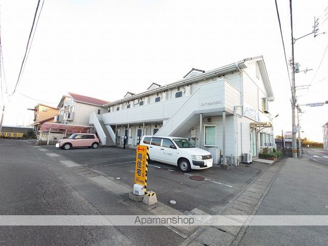 ロイヤルハウス 外観