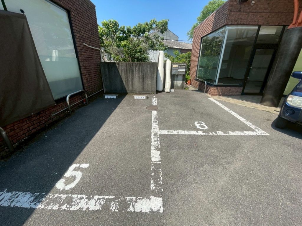モナ３７ストリート その他