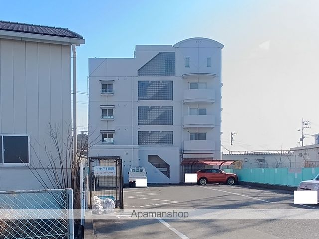 モナ２１ 外観