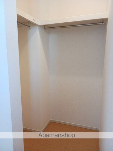 アネッサ　Ｂ その他