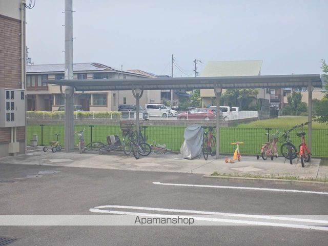 グランデ　成長　Ｂ 外観
