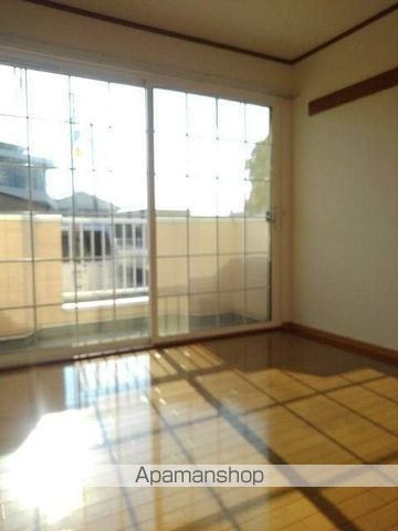 シャンゼリゼ弐番館 その他