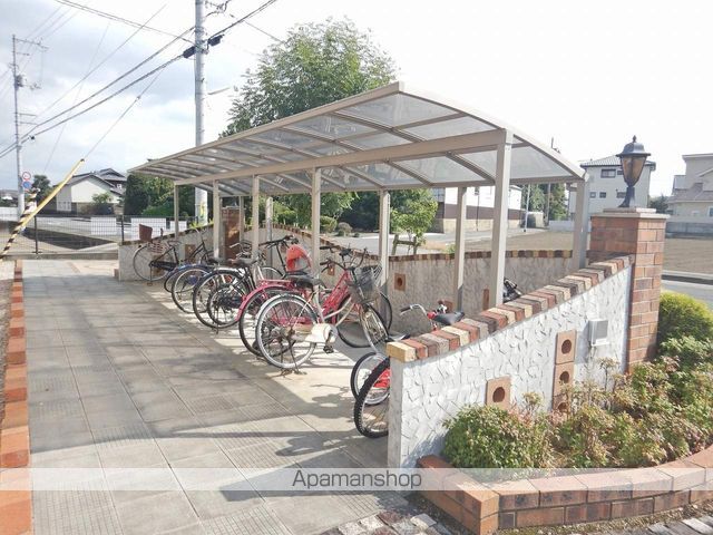 グランパルク 外観