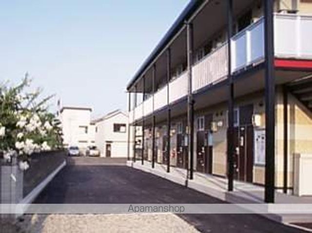 レオパレスドミール　板垣 外観