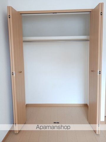 リブ・グリーン その他