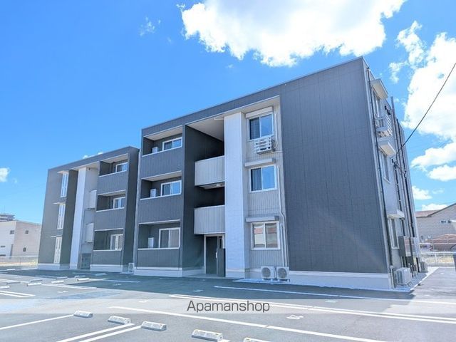 アズールスカイ 外観