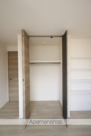 エムフルージュ その他