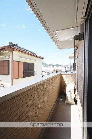 エムフルージュ その他