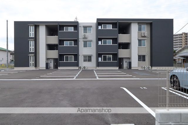 アズールスカイ 外観