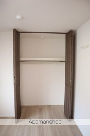 エムフルージュ その他