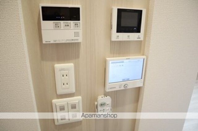 エムフルージュ その他