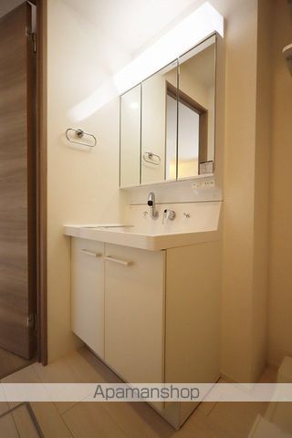 エムフルージュ その他