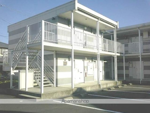 レオパレスタウンコート観音寺 外観