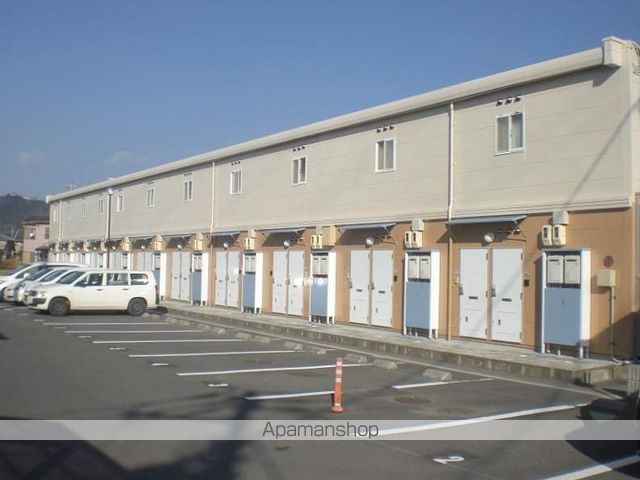 レオパレスカネイ 外観