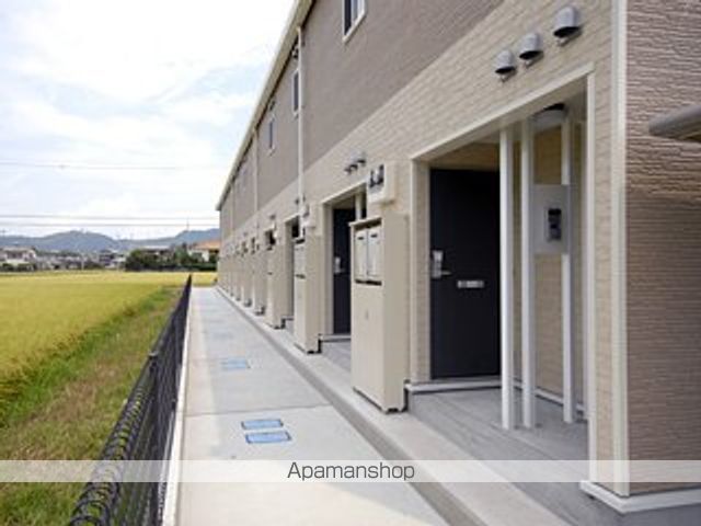 レオパレス日開野 外観