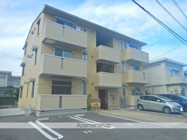 カポック 外観