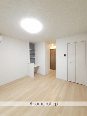 ラ・サラ その他
