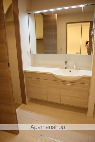 アーネスト安宅 その他