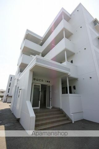 中山ビル１番館 外観