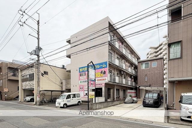 サクラメントトランクルーム 外観