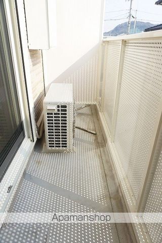 シャロル　ワン その他