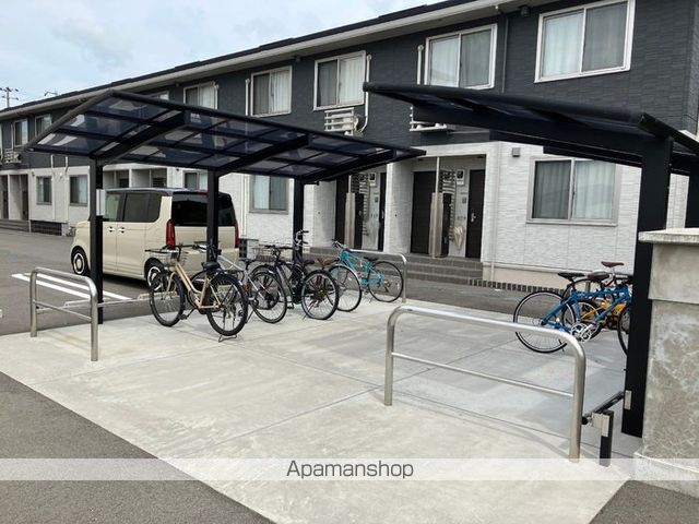 レオン その他