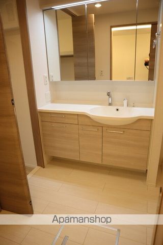 アーネスト安宅 その他