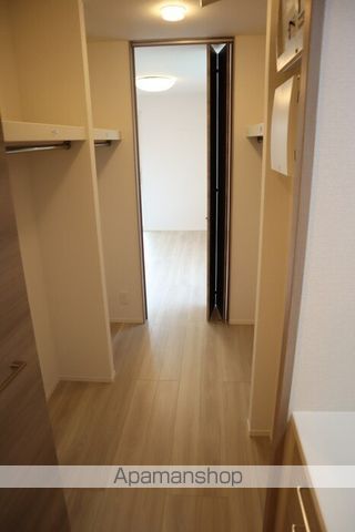 アーネスト安宅 その他