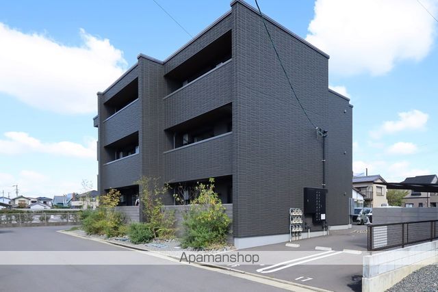 シャーメゾンプレミアス下助任 外観