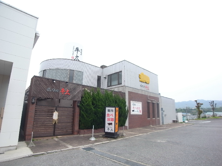 アパートメント二階 レストラン