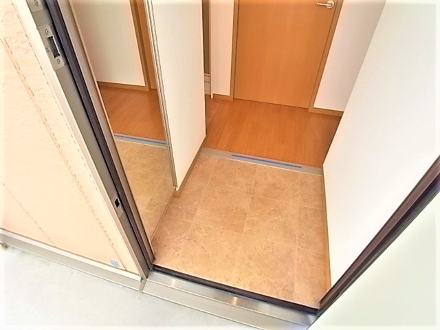 リヴェール 玄関