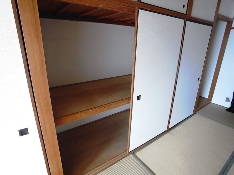 グリーンマンション 収納