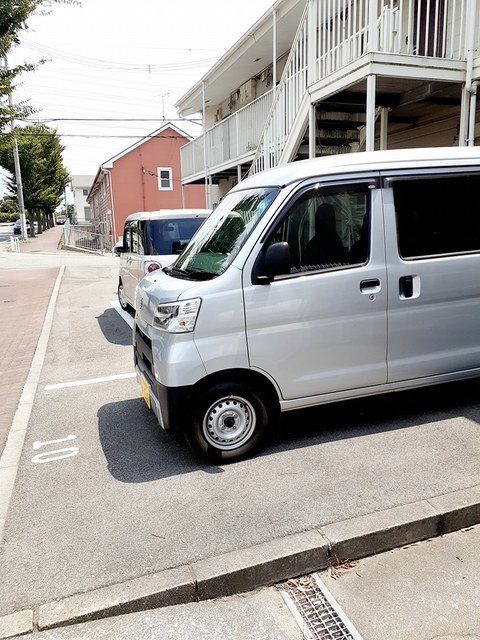 サンハイム 駐車場