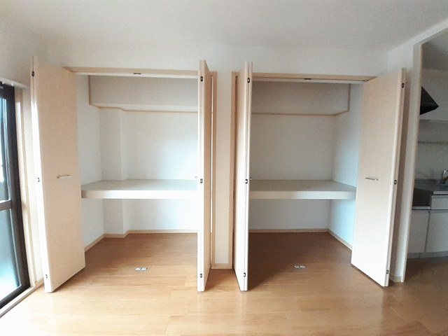 アクロポリス１ 収納