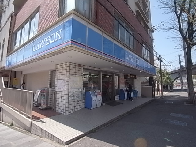 王子パークルームⅡ コンビニ