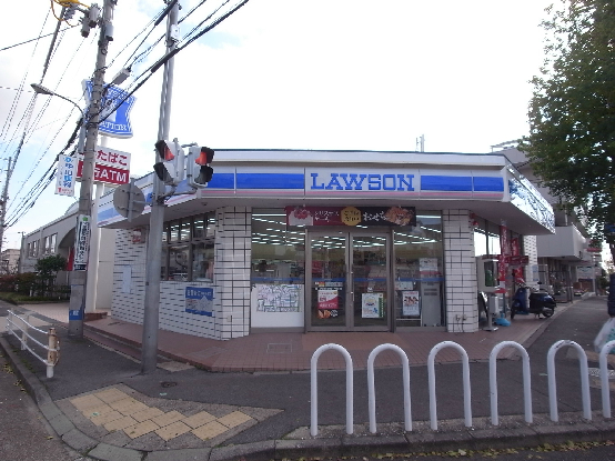 シェスタ白川台 コンビニ