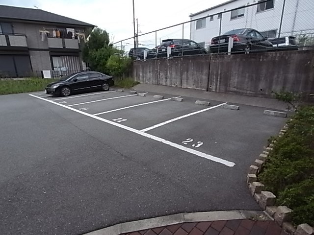 パルティーダ　C棟 駐車場