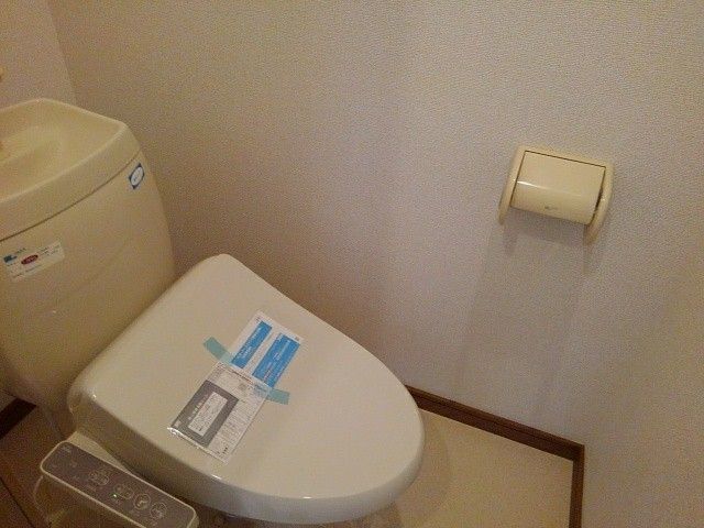 アメニティ浅見 トイレ