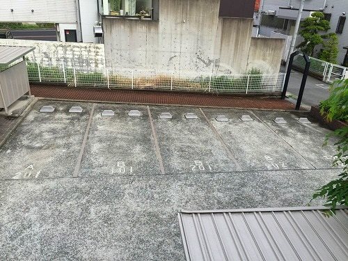 エスポワール御立A 駐車場